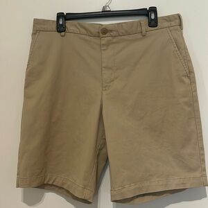 IZOD flat front khaki short